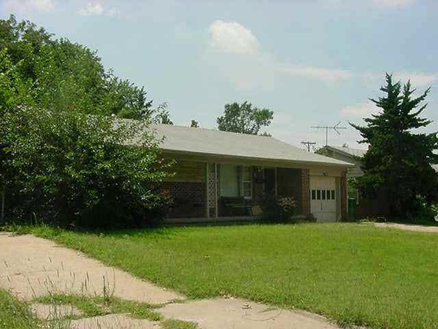 7803 E Morris, Wichita, KS 67207