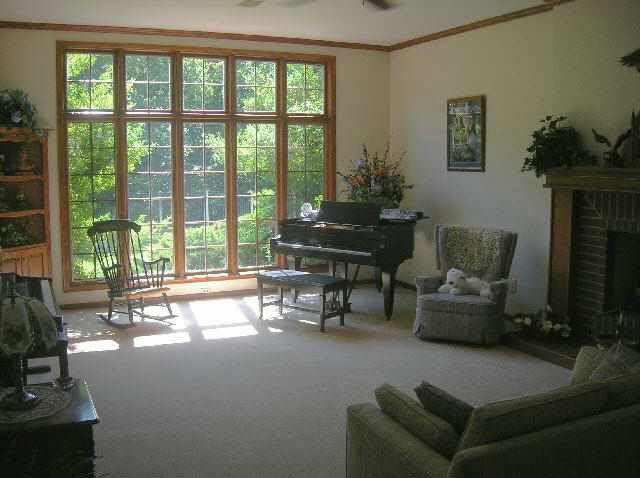 419 N Brook Forest, Derby, KS 67037
