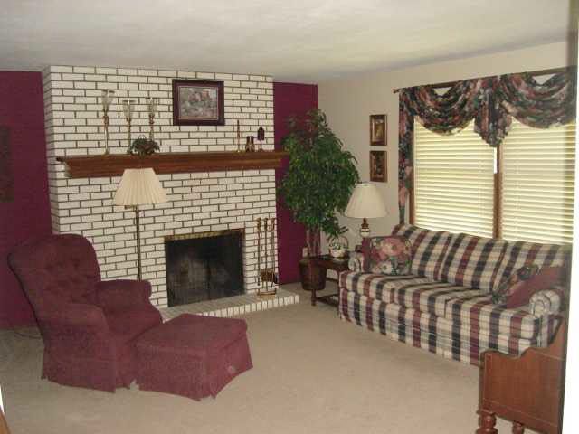 1001 Kristen Ct, Derby, KS 67037