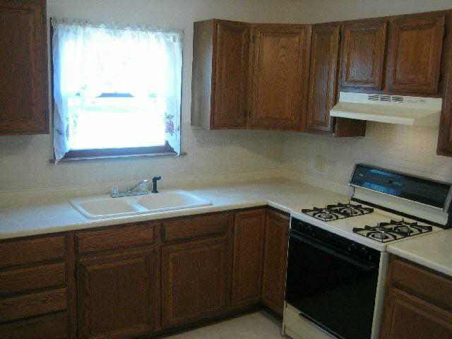 604 E 57th Str S, Wichita, KS 67216