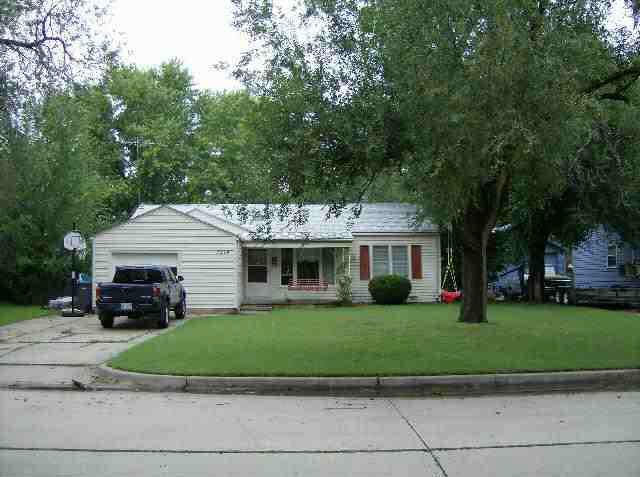 1314 Calvert, Wichita, KS 67217