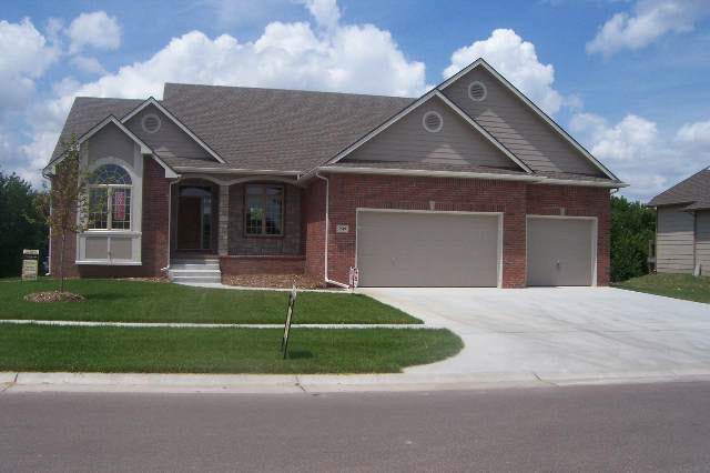 2519 Rough Creek Rd, Derby, KS 67037