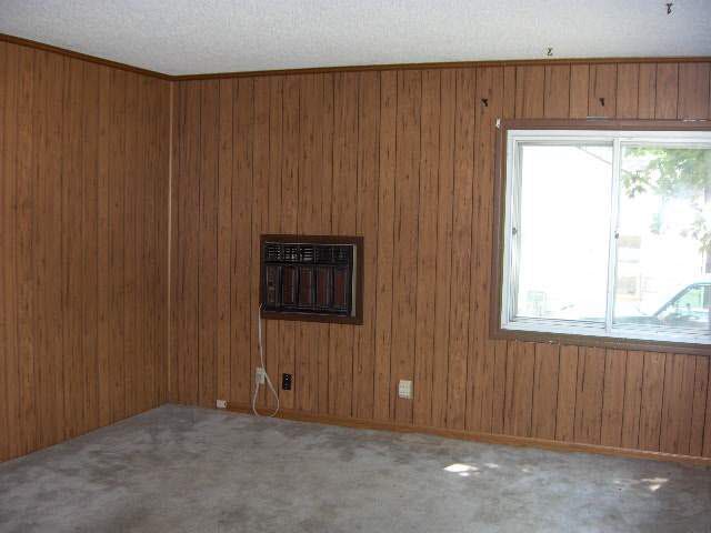 7005 Dearborn St HUD #182-070697, Overland Park, KS 66204