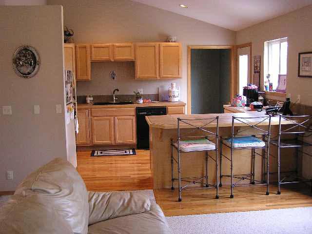 5234 E 49th N, Bel Aire, KS 67220