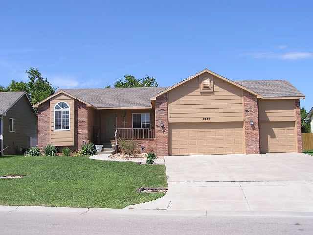 5234 E 49th N, Bel Aire, KS 67220