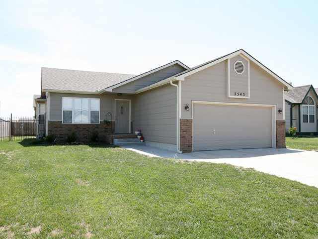 2543 Sunnyslope Ct, Park City, KS 67219