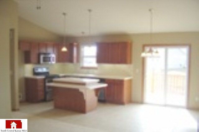 12305 E Mainsgate, Wichita, KS 67226