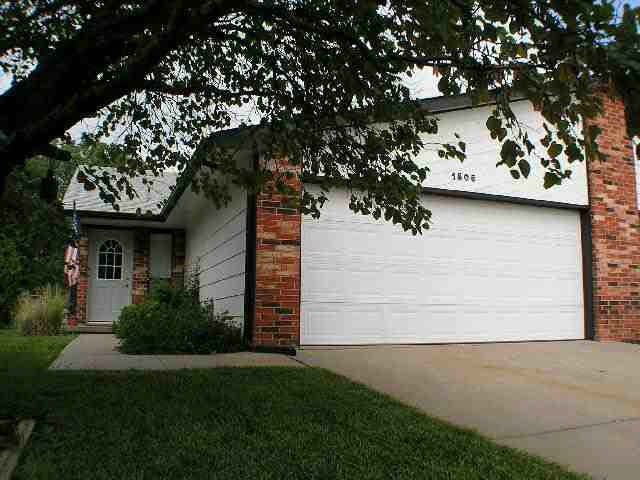 1805 S Griffith, Wichita, KS 67207