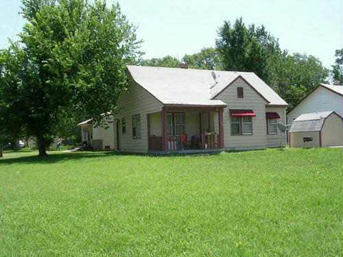 1304 S Everett, Wichita, KS 67213