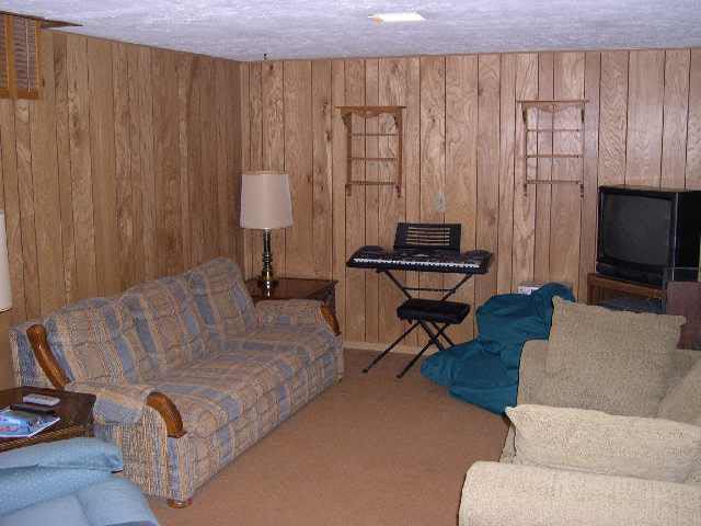506 Edgemoor, Mulvane, KS 67110