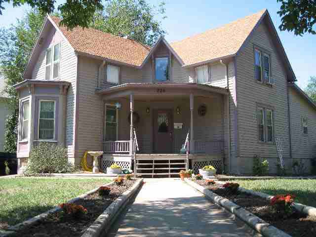 226 E 9 Th, Newton, KS 67114