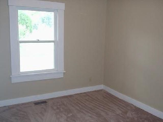 139 Mclain, Newton, KS 67114