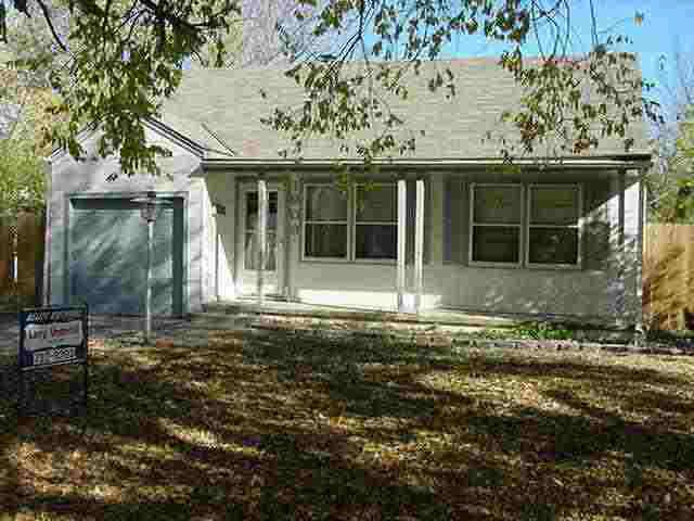 1908 S Vine St, Wichita, KS 67213