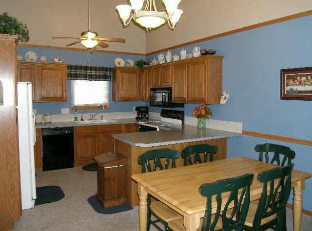 1524 E James, Derby, KS 67037