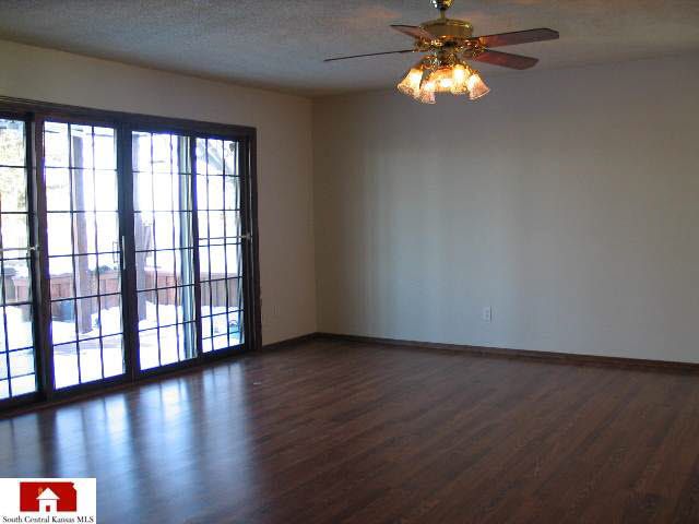 1320 Reece Rd, Goddard, KS 67052