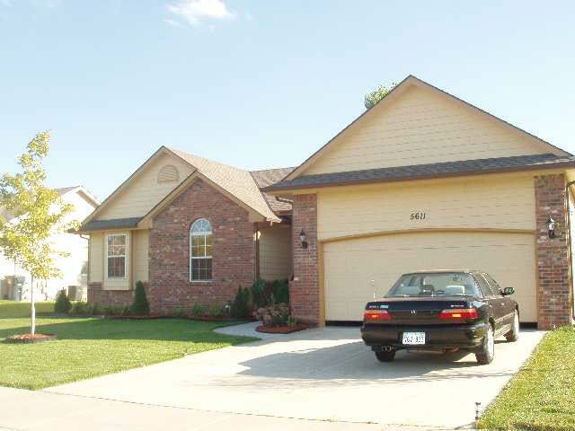 5611 E 49th N, Wichita, KS 67220