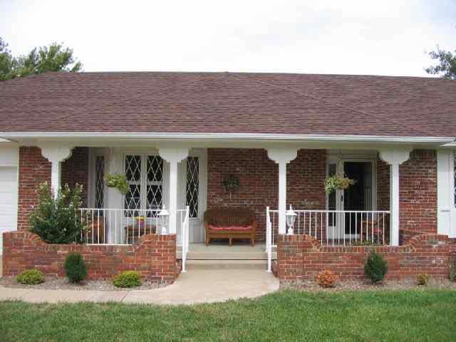856 Trinity Ct, Newton, KS 67114