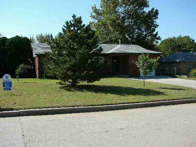 8345 E Gilbert, Wichita, KS 67207