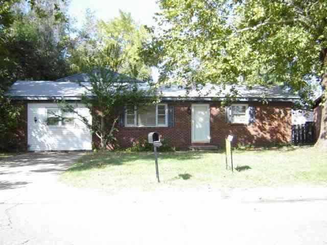 332 W 4th, Haysville, KS 67060