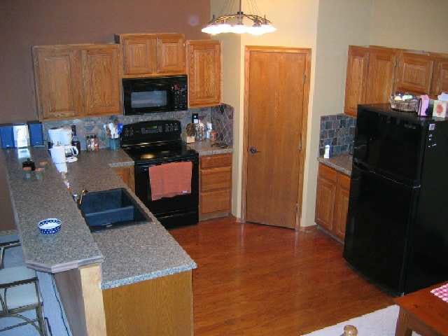 6802 E Odessa, Bel Aire, KS 67226