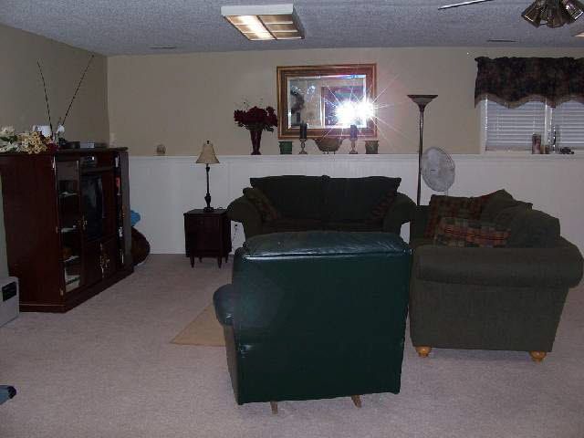 121 Sandhill, Derby, KS 67037