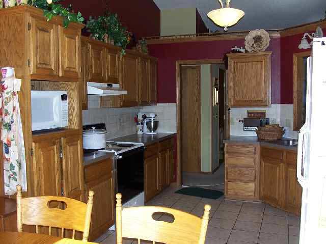 121 Sandhill, Derby, KS 67037