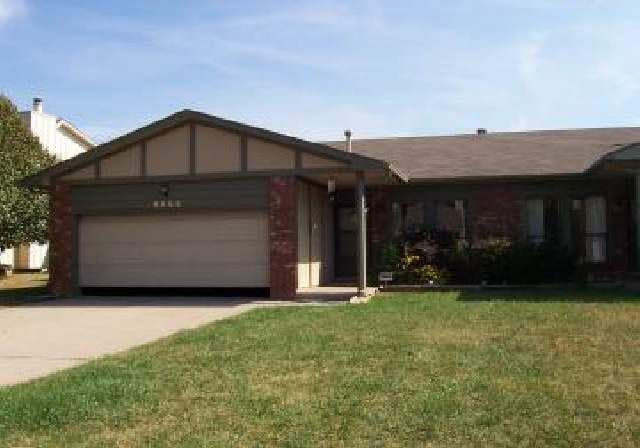 8952 E Funston Ct, Wichita, KS 67207