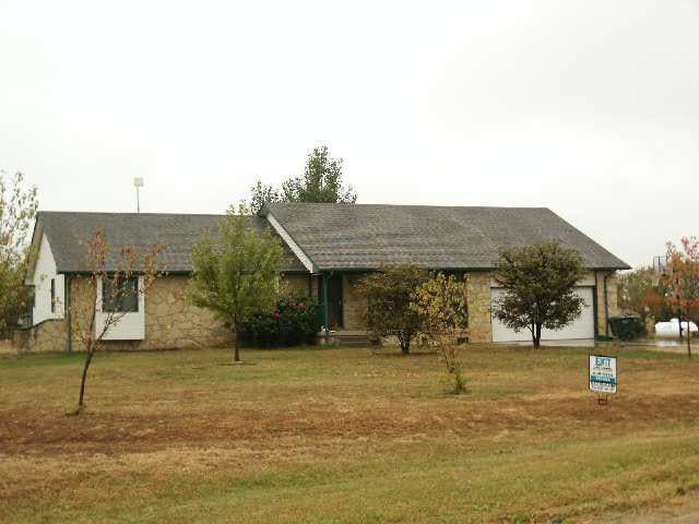 18577 SW Bison Rd, Rose Hill, KS 67133
