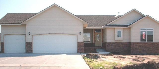 2031 Brookstone, Derby, KS 67037