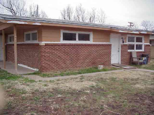 4941 E Morris, Wichita, KS 67213