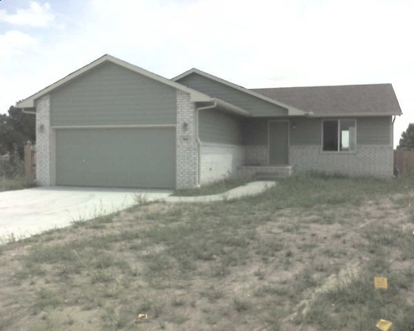 800 Longbranch, Maize, KS 67101