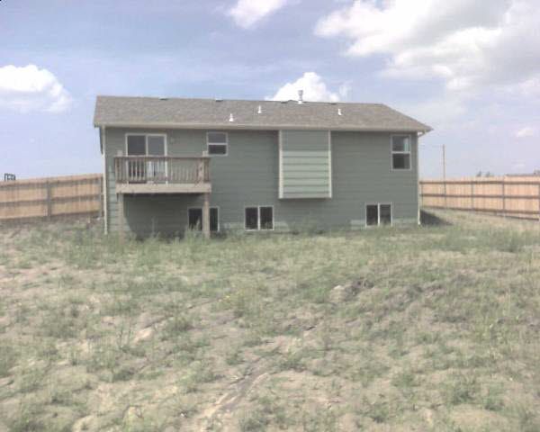800 Longbranch, Maize, KS 67101