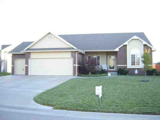 5217 E 49th, Bel Aire, KS 67220