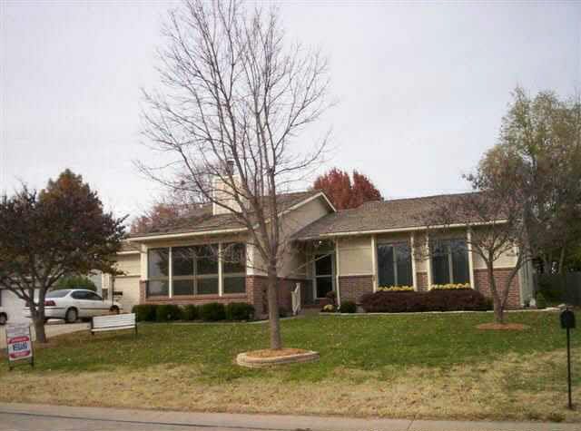 1443 Windmill Ct, Derby, KS 67037