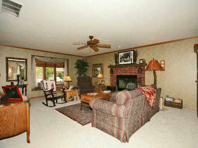 153 Elm Ct, Andover, KS 67002