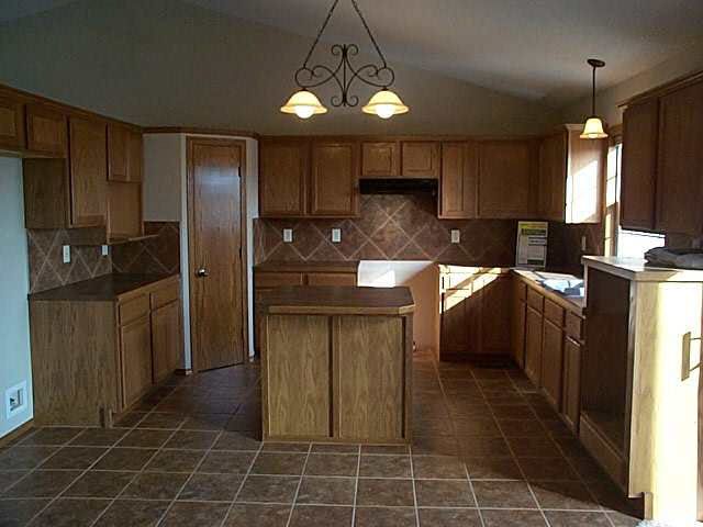 9101 E Creed, Wichita, KS 67210