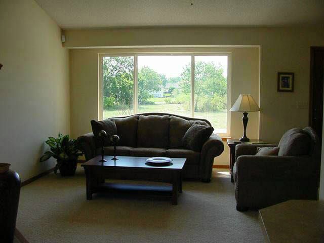 140 Redbud, Valley Center, KS 67147