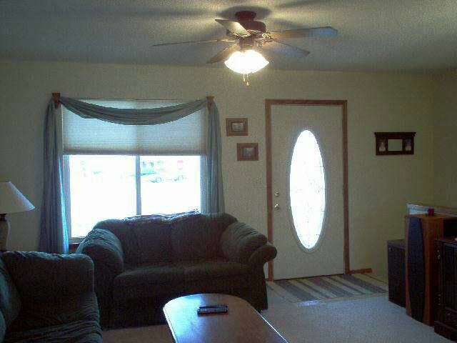 2243 Walnut Creek Ct, Derby, KS 67037