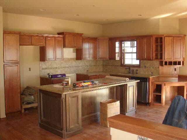 1012 Bel Arbor Cir, Derby, KS 67037
