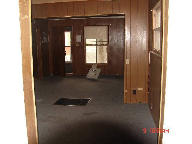 627 E 14th St, Wichita, KS 67212