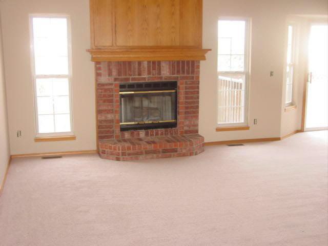 1606 Southridge Ct, Derby, KS 67037