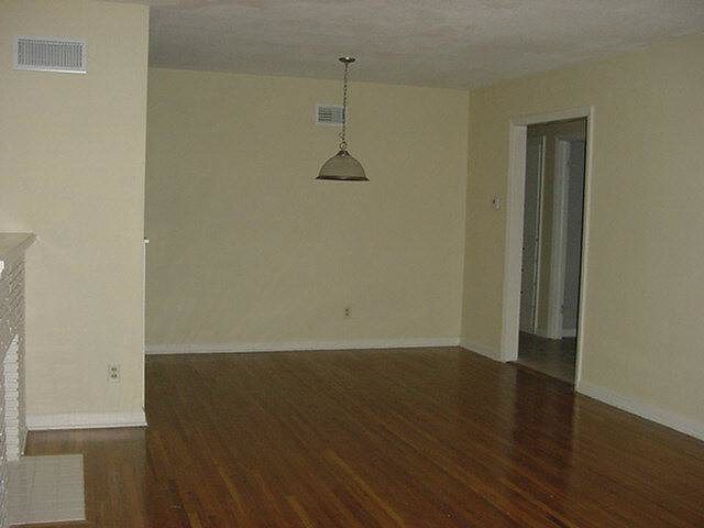 3636 E 10th, Wichita, KS 67208