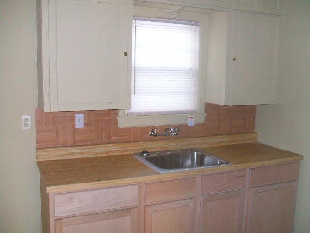 1602 N Erie, Wichita, KS 67214