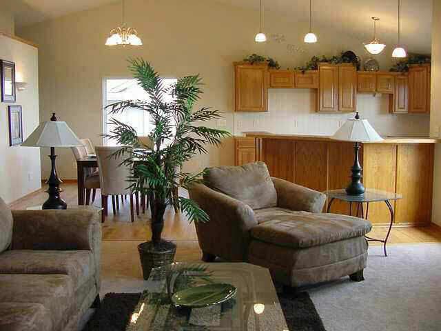 520 Decker, Wichita, KS 67235