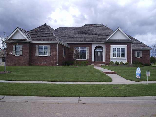 1805 N Paddock Green, Wichita, KS 67206