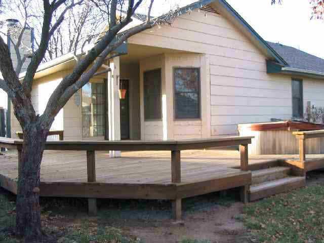 1830 N Socora St, Wichita, KS 67212