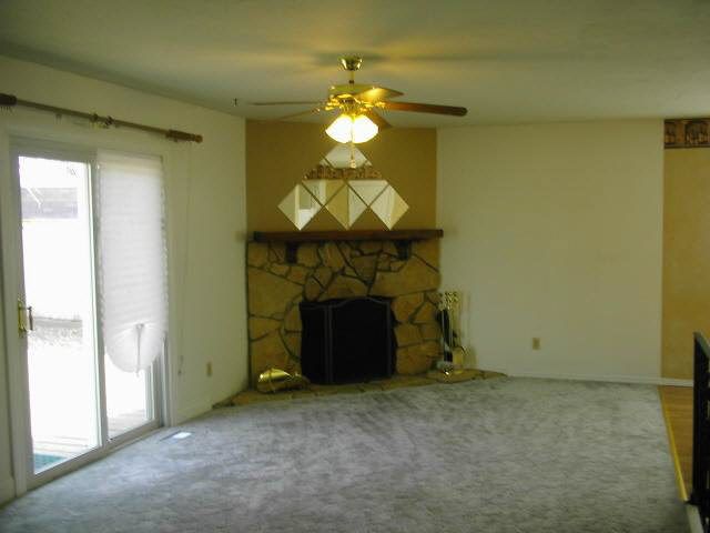1130 S Hilltop, Derby, KS 67037