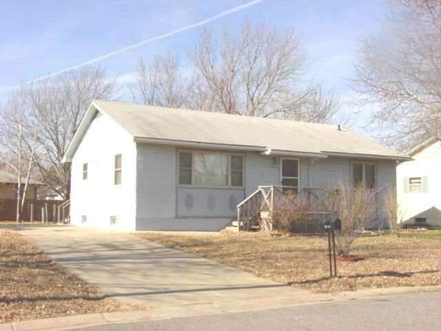 207 N Pine, Whitewater, KS 67154