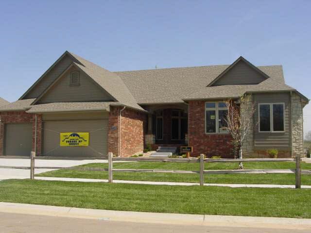 2224 Rough Creek Rd, Derby, KS 67037
