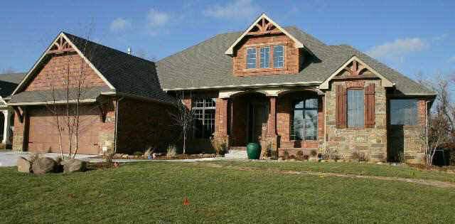 3861 Watercress Ct, Maize, KS 67101